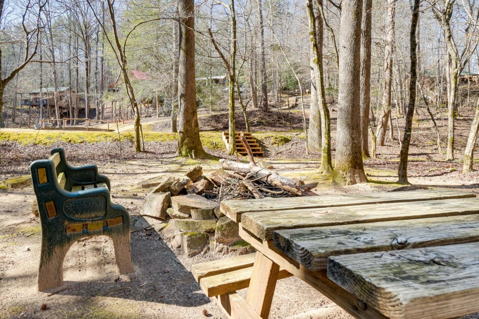 Вилла Secluded Family Retreat In Dahlonega With Hot Tub! Экстерьер фото